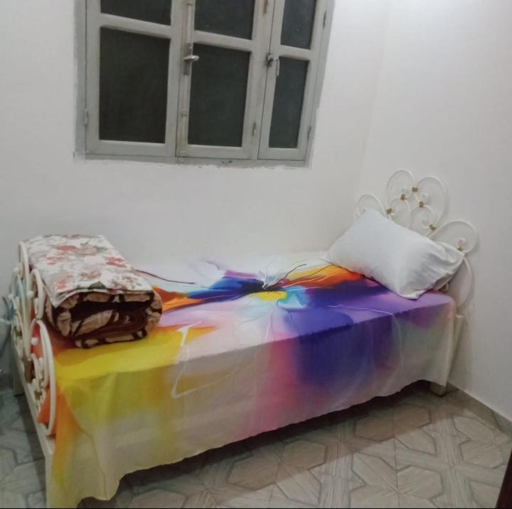 غرفة فردية خاصة للاناث Apartment Bel Aroussi Exterior foto
